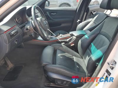Zdjęcie 7 z 12 samochodu: 2009 BMW 335 I VIN:WBAPM73579E191089 - miniatura