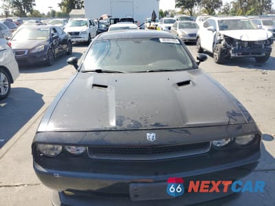 Piąte zdjęcie samochodu w środku: 2010 DODGE CHALLENGER SE VIN:2B3CJ4DV1AH260414 - miniatura