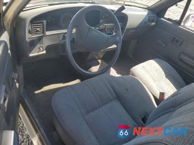 Zdjęcie 8 z 14 samochodu: 1989 TOYOTA PICKUP 1/2 TON EXTRA LONG WHEELBASE DLX VIN:JT4RN93P6K0001422 - miniatura