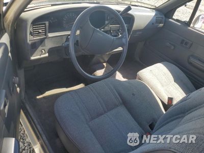 Zdjęcie 8 z 14 samochodu: 1989 TOYOTA PICKUP 1/2 TON EXTRA LONG WHEELBASE DLX VIN:JT4RN93P6K0001422 - miniatura