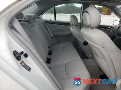 Zdjęcie 10 z 12 samochodu: 2005 MERCEDES-BENZ C 240 VIN:WDBRF61J35F580329 - miniatura