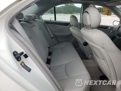 Zdjęcie 10 z 12 samochodu: 2005 MERCEDES-BENZ C 240 VIN:WDBRF61J35F580329 - miniatura