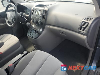 Zdjęcie 8 z 13 samochodu: 2012 KIA SEDONA LX VIN:KNDMG4C78C6455015 - miniatura