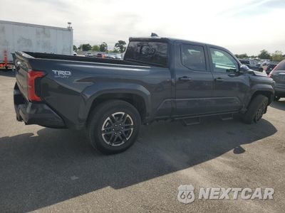 Trzecie zdjęcie samochodu z tyłu: 2025 TOYOTA TACOMA DOUBLE CAB VIN:3TMLB5JN9SM137792 - miniatura