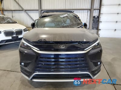 Piąte zdjęcie samochodu w środku: 2024 LEXUS TX 500H F SPORT PREMIUM VIN:5TDABAB67RS000450 - miniatura