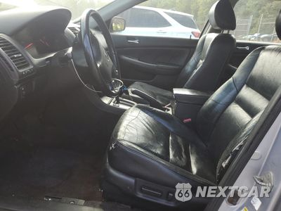 Zdjęcie 7 z 12 samochodu: 2004 HONDA ACCORD EX VIN:1HGCM56894A133756 - miniatura