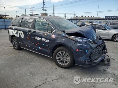 Czwarte zdjęcie samochodu z boku: 2025 TOYOTA SIENNA LE VIN:5TDKRKEC3SS233495 - miniatura