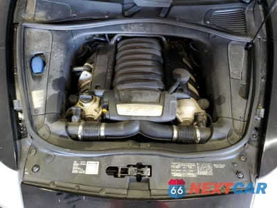 Zdjęcie 12 z 13 samochodu: 2010 PORSCHE CAYENNE S VIN:WP1AB2AP1ALA51219 - miniatura
