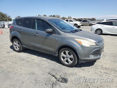 Czwarte zdjęcie samochodu z boku: 2014 FORD ESCAPE SE VIN:1FMCU0GX8EUA71222 - miniatura