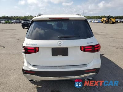 Zdjęcie 6 z 13 samochodu: 2024 MERCEDES-BENZ GLB 250 4MATIC VIN:W1N4M4HB4RW354903 - miniatura