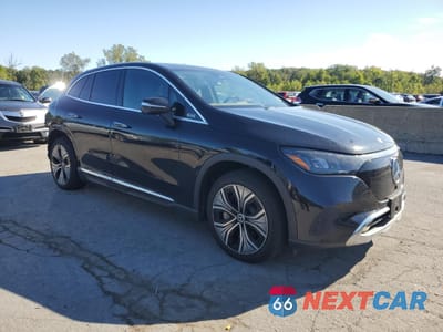 Czwarte zdjęcie samochodu z boku: 2023 MERCEDES-BENZ EQE SUV 350 4MATIC VIN:4JGGM1CBXPA012596 - miniatura