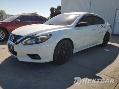 2017 NISSAN ALTIMA 2.5 1N4AL3AP7HC172194 - główne zdjęcie licytacji z USA - miniatura