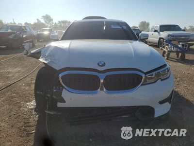 Piąte zdjęcie samochodu w środku: 2019 BMW 330XI VIN:WBA5R7C50KAJ79680 - miniatura