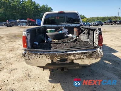 Zdjęcie 6 z 12 samochodu: 2005 FORD F250 SUPER DUTY VIN:1FTSX21525EA82771 - miniatura