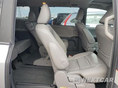 Zdjęcie 10 z 12 samochodu: 2015 TOYOTA SIENNA XLE VIN:5TDYK3DC8FS654334 - miniatura