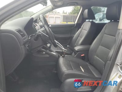 Zdjęcie 7 z 12 samochodu: 2010 VOLKSWAGEN JETTA SE VIN:3VWRZ7AJ4AM045418 - miniatura