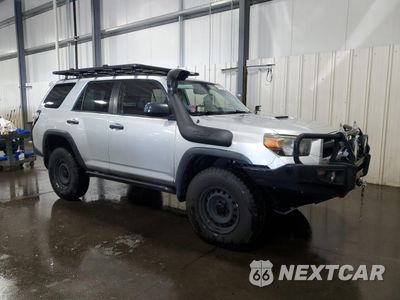 Czwarte zdjęcie samochodu z boku: 2010 TOYOTA 4RUNNER SR5 VIN:JTEBU5JR9A5023655 - miniatura