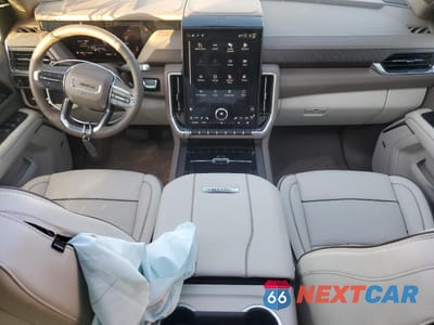 Zdjęcie 8 z 12 samochodu: 2025 GMC YUKON DENALI VIN:1GKS2DRL9SR244451 - miniatura