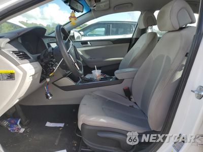 Zdjęcie 7 z 13 samochodu: 2017 HYUNDAI SONATA SE VIN:5NPE24AF5HH536516 - miniatura