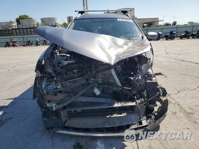 Piąte zdjęcie samochodu w środku: 2018 NISSAN ROGUE S VIN:KNMAT2MT3JP588741 - miniatura