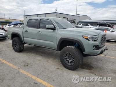 Czwarte zdjęcie samochodu z boku: 2023 TOYOTA TACOMA DOUBLE CAB VIN:3TYCZ5ANXPT107370 - miniatura