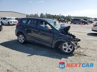 Czwarte zdjęcie samochodu z boku: 2016 FORD ESCAPE S VIN:1FMCU0F74GUC18849 - miniatura