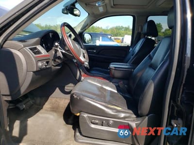 Zdjęcie 7 z 14 samochodu: 2008 CADILLAC ESCALADE LUXURY VIN:1GYFK63858R130592 - miniatura