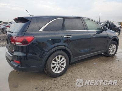 Trzecie zdjęcie samochodu z tyłu: 2019 KIA SORENTO L VIN:5XYPG4A32KG566300 - miniatura