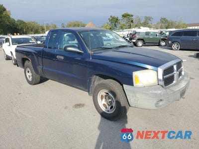 Czwarte zdjęcie samochodu z boku: 2006 DODGE DAKOTA ST VIN:1D7HE22K96S707826 - miniatura