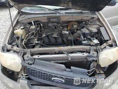 Zdjęcie 12 z 13 samochodu: 2001 FORD ESCAPE XLS VIN:1FMYU01161KA66620 - miniatura