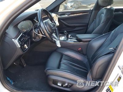 Zdjęcie 7 z 12 samochodu: 2023 BMW 530 XI VIN:WBA13BJ08PWY13404 - miniatura