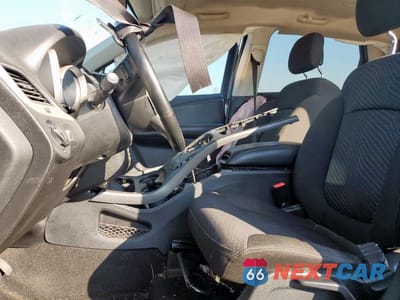 Zdjęcie 7 z 13 samochodu: 2019 DODGE JOURNEY SE VIN:3C4PDCBB8KT835370 - miniatura