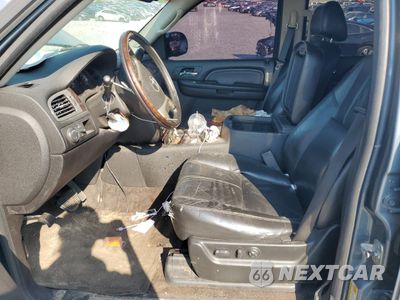 Zdjęcie 7 z 14 samochodu: 2008 GMC YUKON DENALI VIN:1GKEC63838J194003 - miniatura