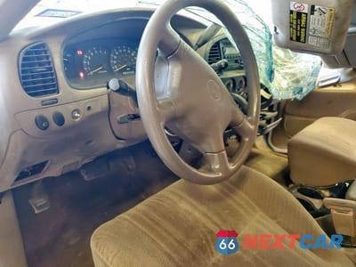 Zdjęcie 8 z 12 samochodu: 2001 TOYOTA TUNDRA ACCESS CAB VIN:5TBBT44151S127814 - miniatura