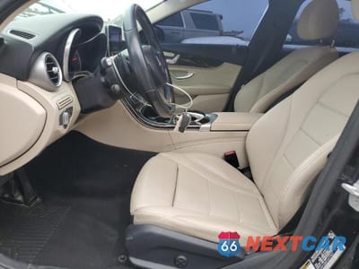 Zdjęcie 7 z 12 samochodu: 2015 MERCEDES-BENZ C 300 VIN:55SWF4JB8FU077837 - miniatura