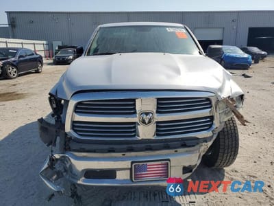 Piąte zdjęcie samochodu w środku: 2015 RAM 1500 SLT VIN:1C6RR7GT0FS764375 - miniatura