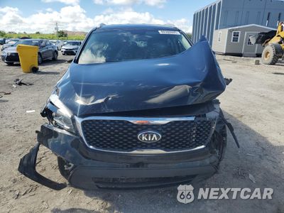 Piąte zdjęcie samochodu w środku: 2017 KIA SORENTO LX VIN:5XYPG4A33HG230308 - miniatura