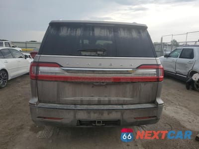 Zdjęcie 6 z 16 samochodu: 2018 LINCOLN NAVIGATOR RESERVE VIN:5LMJJ2LT2JEL22378 - miniatura