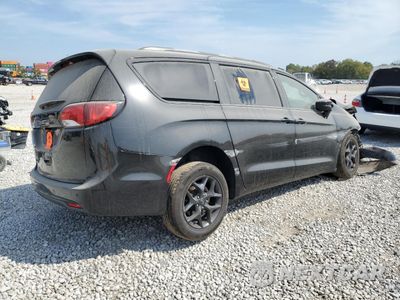 Trzecie zdjęcie samochodu z tyłu: 2019 CHRYSLER PACIFICA TOURING L PLUS VIN:2C4RC1EG3KR705619 - miniatura