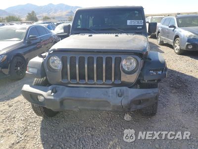 Piąte zdjęcie samochodu w środku: 2018 JEEP WRANGLER UNLIMITED SPORT VIN:1C4HJXDGXJW123898 - miniatura