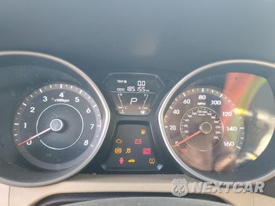 Zdjęcie 9 z 14 samochodu: 2013 HYUNDAI ELANTRA GLS VIN:5NPDH4AE5DH371899 - miniatura
