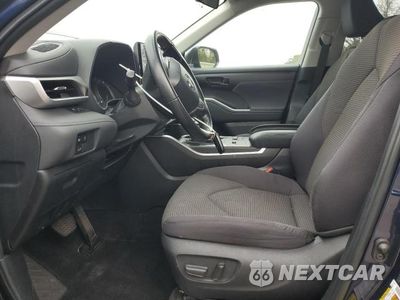 Zdjęcie 7 z 13 samochodu: 2023 TOYOTA HIGHLANDER L VIN:5TDKDRAH7PS525974 - miniatura