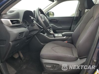 Zdjęcie 7 z 15 samochodu: 2023 TOYOTA HIGHLANDER L VIN:5TDKDRAH7PS525974 - miniatura
