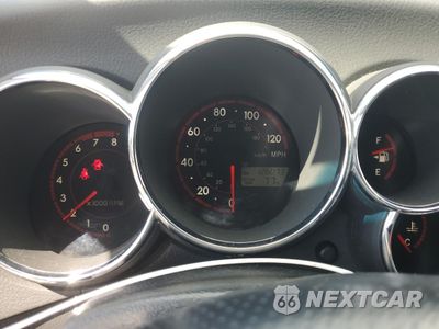 Zdjęcie 9 z 12 samochodu: 2006 TOYOTA COROLLA MATRIX XR VIN:2T1KR32E06C575691 - miniatura