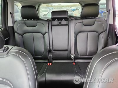Zdjęcie 10 z 15 samochodu: 2023 JEEP GRAND CHEROKEE LIMITED VIN:1C4RJHBG6PC537011 - miniatura