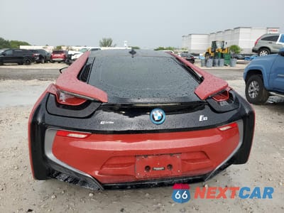 Zdjęcie 6 z 12 samochodu: 2017 BMW I8 VIN:WBY2Z2C56HV676404 - miniatura