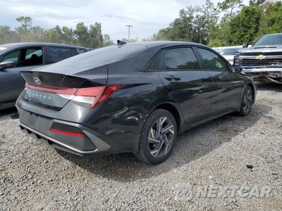 Trzecie zdjęcie samochodu z tyłu: 2025 HYUNDAI ELANTRA SEL SPORT VIN:KMHLM4DG5SU049251 - miniatura