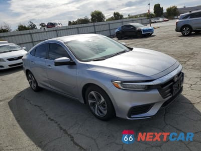 Czwarte zdjęcie samochodu z boku: 2019 HONDA INSIGHT EX VIN:19XZE4F54KE019812 - miniatura