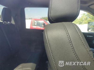 Zdjęcie 10 z 13 samochodu: 2025 GMC SIERRA K3500 VIN:1GT4USE71SF220450 - miniatura