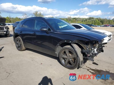 Czwarte zdjęcie samochodu z boku: 2023 GENESIS GV70 BASE VIN:KMUMCDTC8PU109697 - miniatura